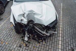 When to Hire a Lawyer After a Car Accident