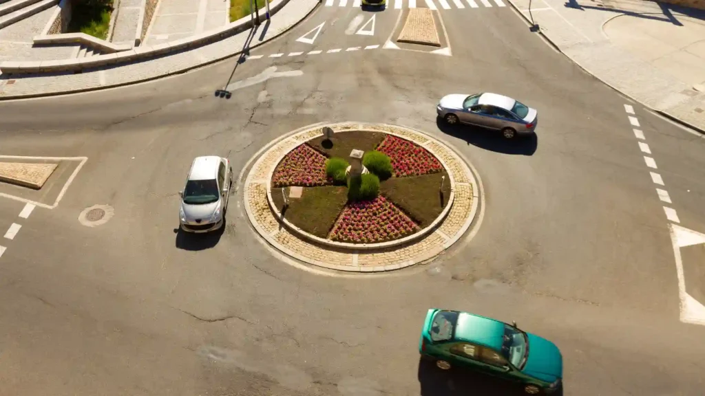 Who Has the Right-of-Way in a Roundabout in Littleton, CO_ IMage (2)